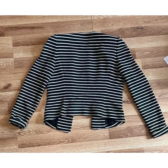BCBGMAXAZRIA Hendrix Black and White Stripe Knit Blazer XS - Picture 6 of 13